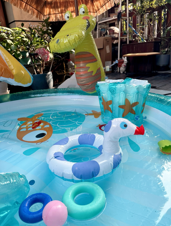 Gator Inflatable Kiddie Pool with Slide & Water Play - MyToys